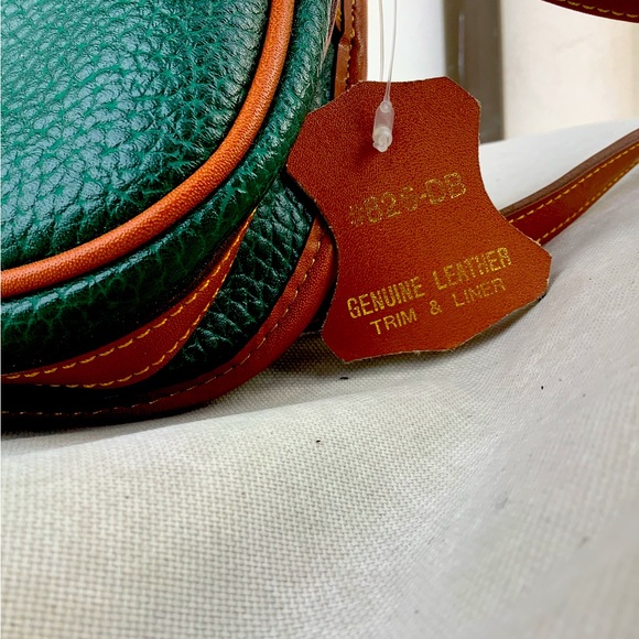 NWT Dooney and Burke crossbody bag new never used. Leather tag on bag. - Picture 3 of 4